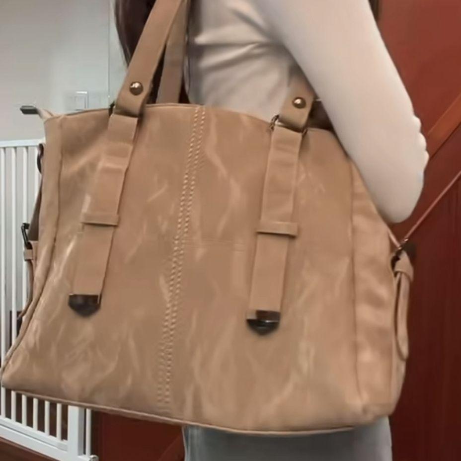 

Autumn and winter simple casual fashion versatile oblique span shoulder bag commuting large capacity tote bag dual-purpose high value 36*28*12