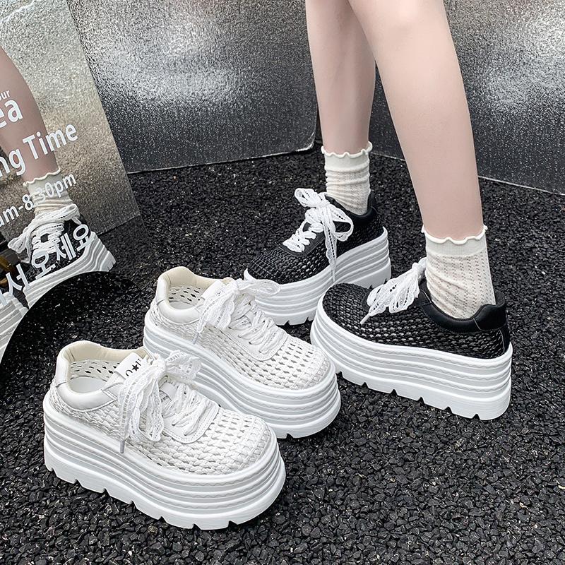 Fashion Women's Low Cut Breathable Hollow Out Sneakers Girls Summer Fashion Casual Shoes Thick Bottom Lightweight Versatile Plain Color