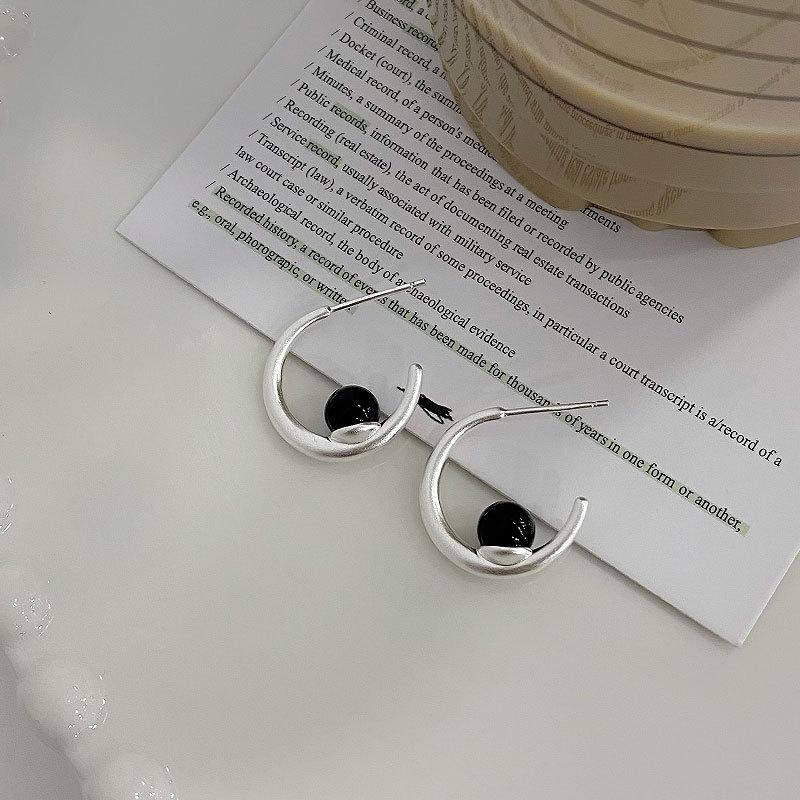Black Agate C-shaped Earrings Ins Style Personalized Fashionable and Cold Style Earrings