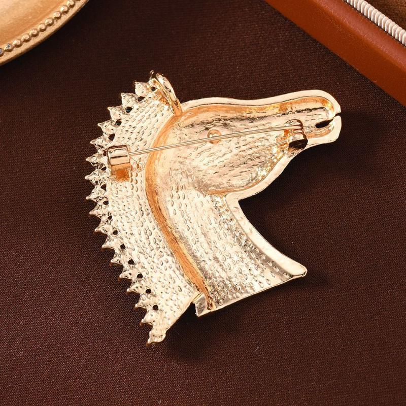 Vintage Metal Zebra Animal Brooches Middle Size Animals Lapel Pin Funny Jewelry Gift For Friends Unisex Overcoat Accessories