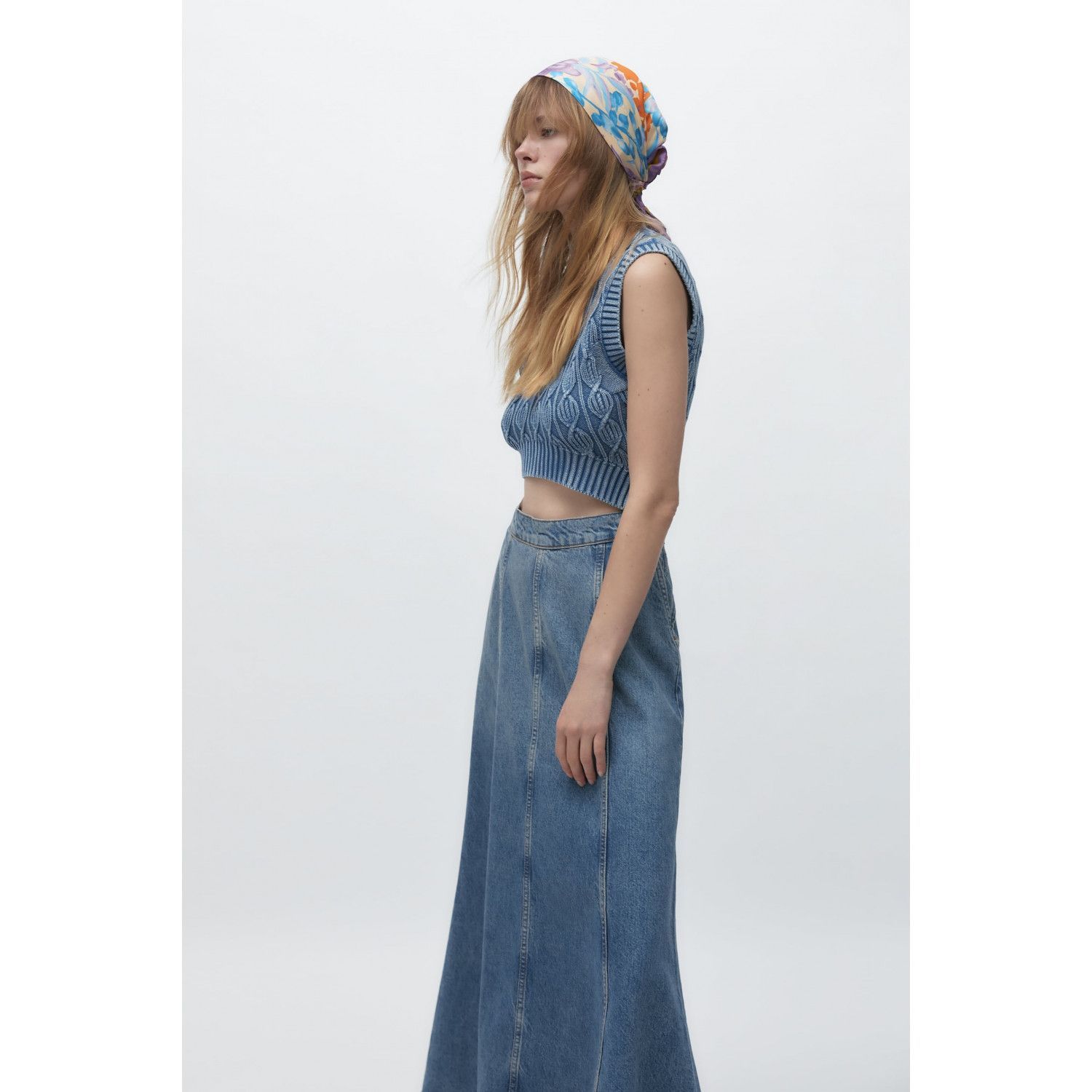 

PRINTED SATIN SCARF