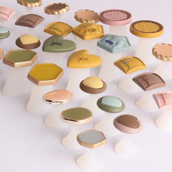 8Pcs/Set Square Heart Shape Silicone Toe Separators Pedicure DIY Nail Art Tool