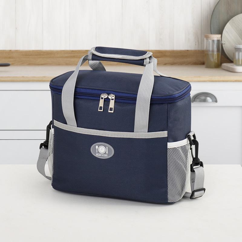 Large Capacity Insulated Picnic Bag with Ice Pack, Portable and Durable Lunch Box, Aluminum Foil Lining, Thickened Bento Bag for Outdoor Use.