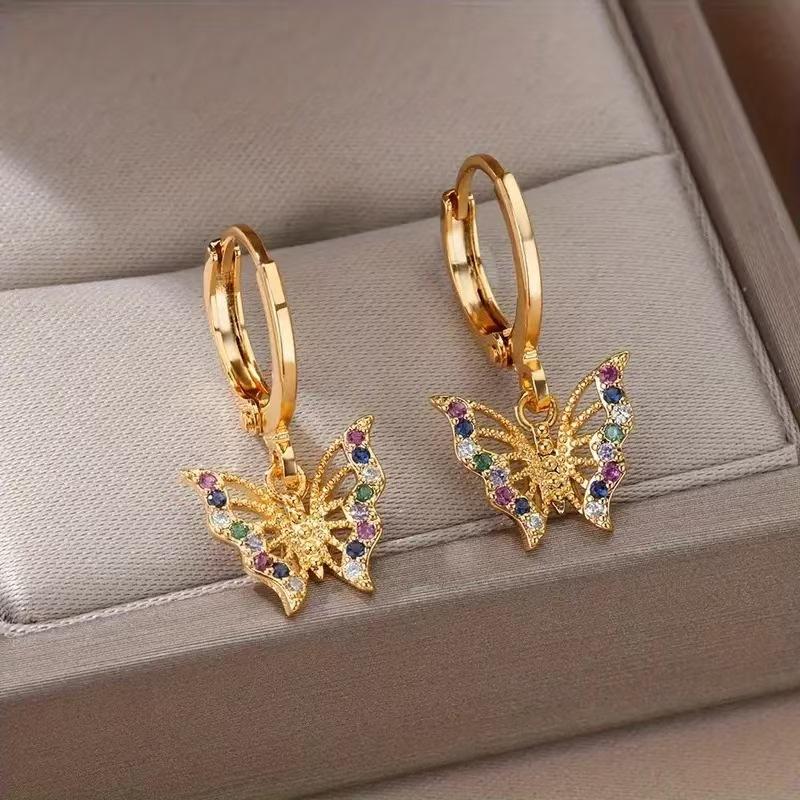 Fashionable European and American Golden Butterfly Love Earrings Hot Selling Love Style Earrings