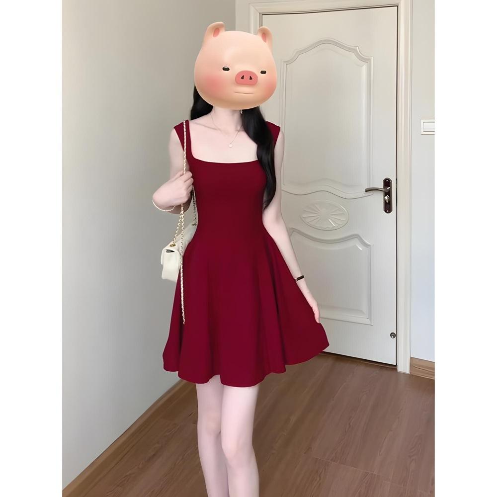 New small French red suspender dress summer casual women's clothing royal sister style temperament waist short skirt