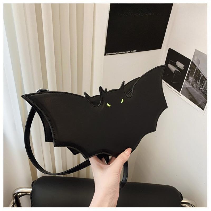 Personalized and Creative Small Bag, A Funny Bat Single-shoulder Crossbody Armpit Bag