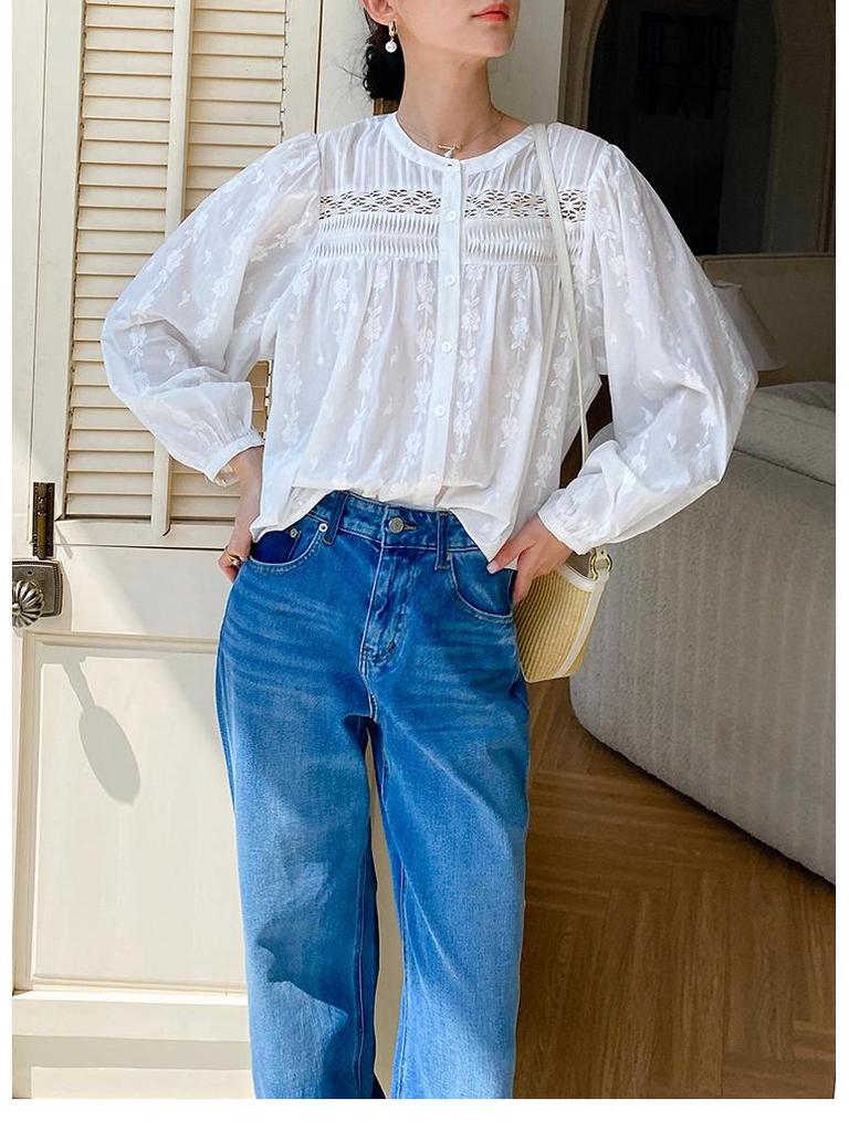 Damenbluse im europäischen Stil mit französischer Stickerei, langen Ärmeln und in Weiß
