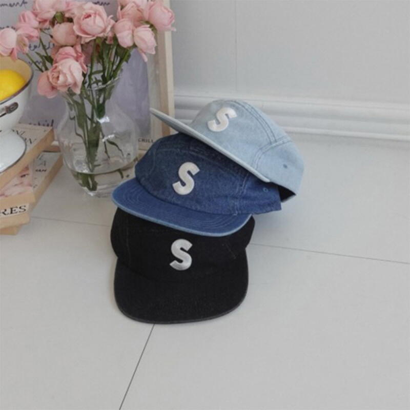 

Unisex Denim Camp Hat Alphabet Flat Brim for Everyday Use Black and blue