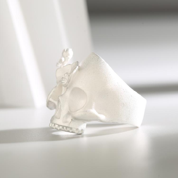 Enchanting Floral Skull Rings Blooming Flower Skull Rings Artistic Jewelry Gift for Music Festival Enthusiasts