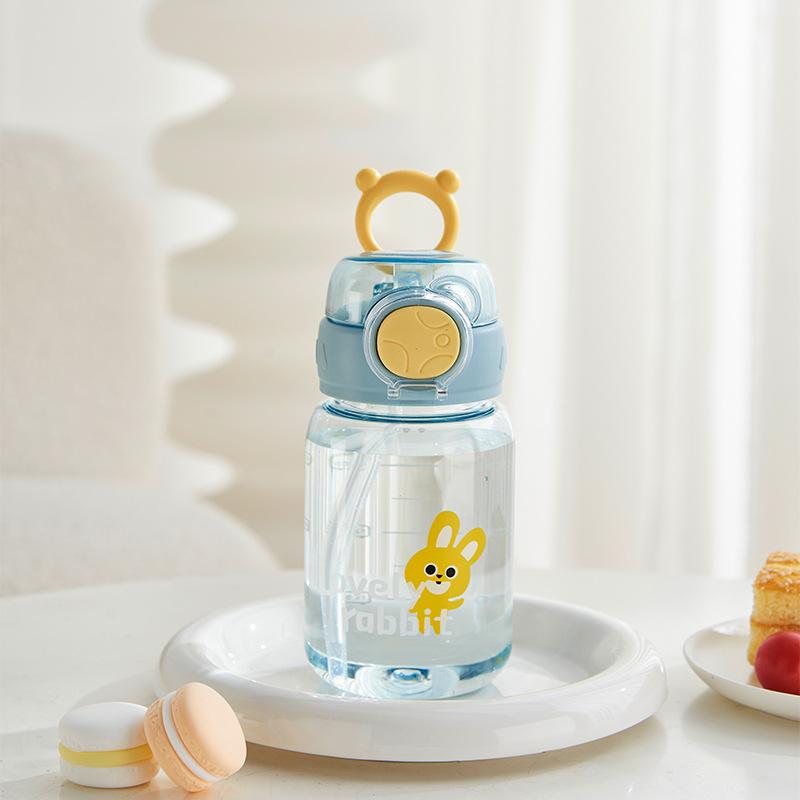 Water bottle110ml large capacity plastic water cup portable student three-dimensional anti-drop kettle high temperature cup straw cartoon