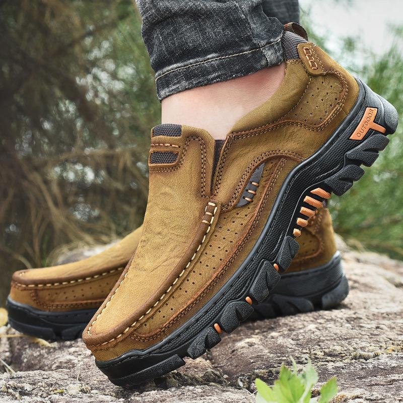 Large Size Men's Casual Shoes Mountaineering Outdoor Shoes Four-season Breathable Middle-aged and Elderly Dad Leather Shoes Men 3237