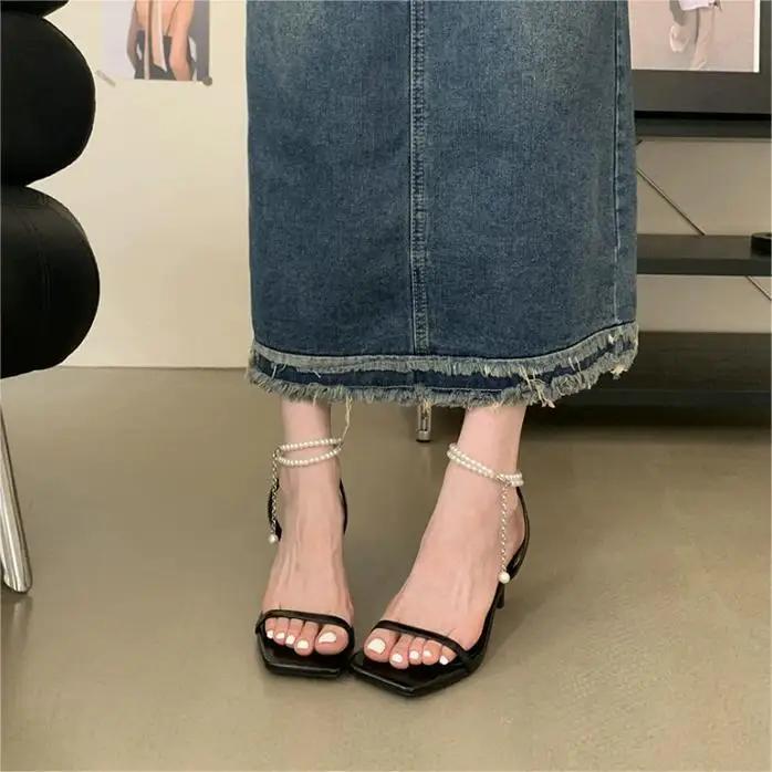 2025 Summer Thin Heels Women's Fashion Square Head High Heel Sandals All-Match Ankle Pearl Chain Luxury Party Heels Shoes
