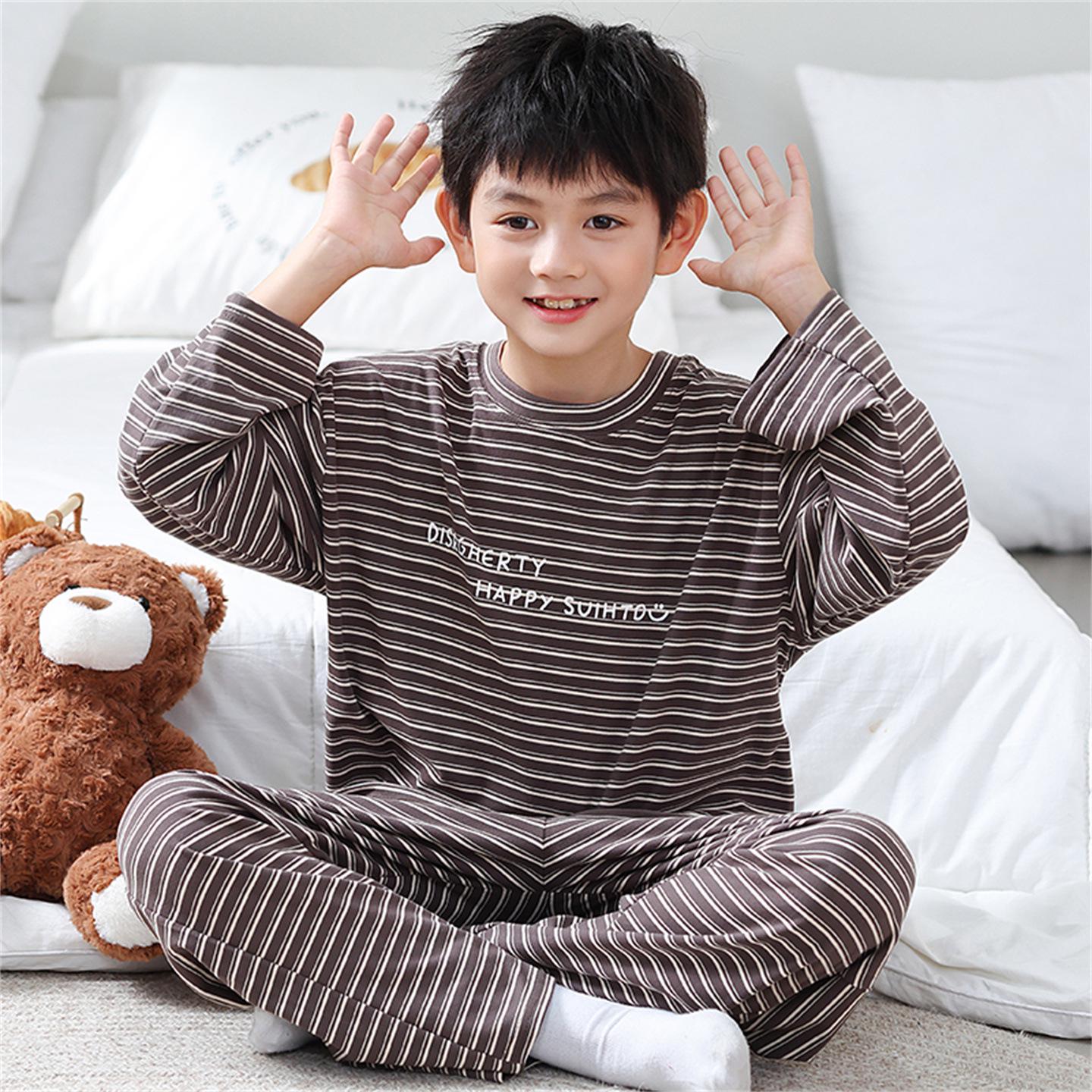 

Boys German Velvet Pajamas - Autumn/Winter Style 2025, Cozy Home Wear Set for Kids 150 cm коричневий