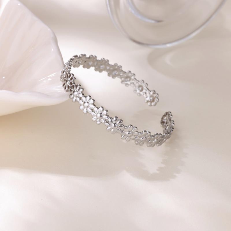 Fashion Daisy Flower Stainless Steel Bracelet Women's Open Bracelet K Gold Plated Jewelry