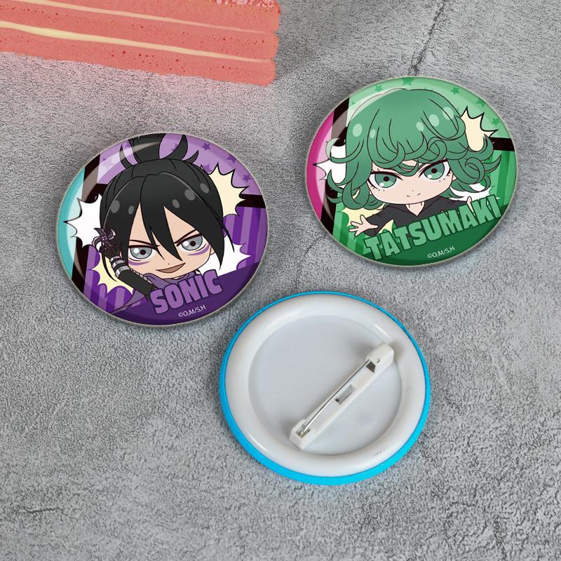 32/44/58mm Saitama Broche de Figura de Desenho Animado Redondo One Punch Man Anime Pins Cosplay Emblema Ornamento de Peito Bolsa Roupas Jóias Acessórios Presentes