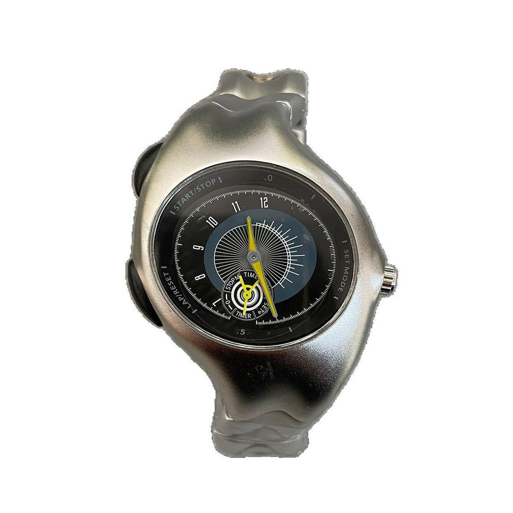 Orologio al quarzo in lega irregolare Y2K di seconda mano - Design retrò e alla moda intrecciato.