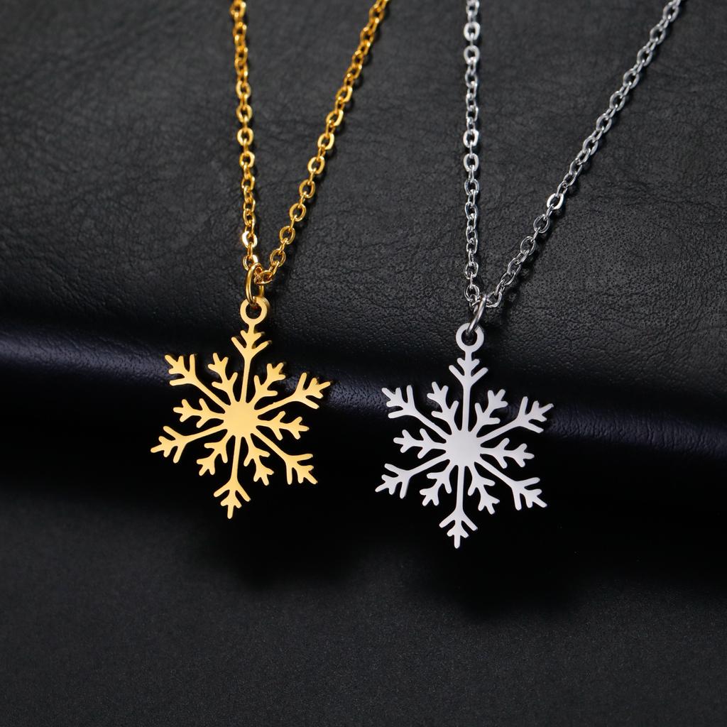 Jeshayuan Christmas Snowflake Pendant Necklace for Women Stainless Steel Neck Chain Special Jewelry Gift