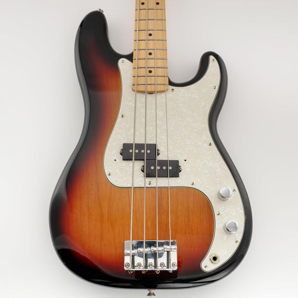 Musiclily Pro Precision Bass Aged White for MIJ Fender Precision Bass 13-Hole Pickguard, 4-Piece, Pearl, 4-String Japanese-Made