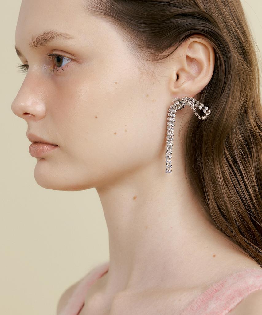 Matias Tie Earring (Silver)