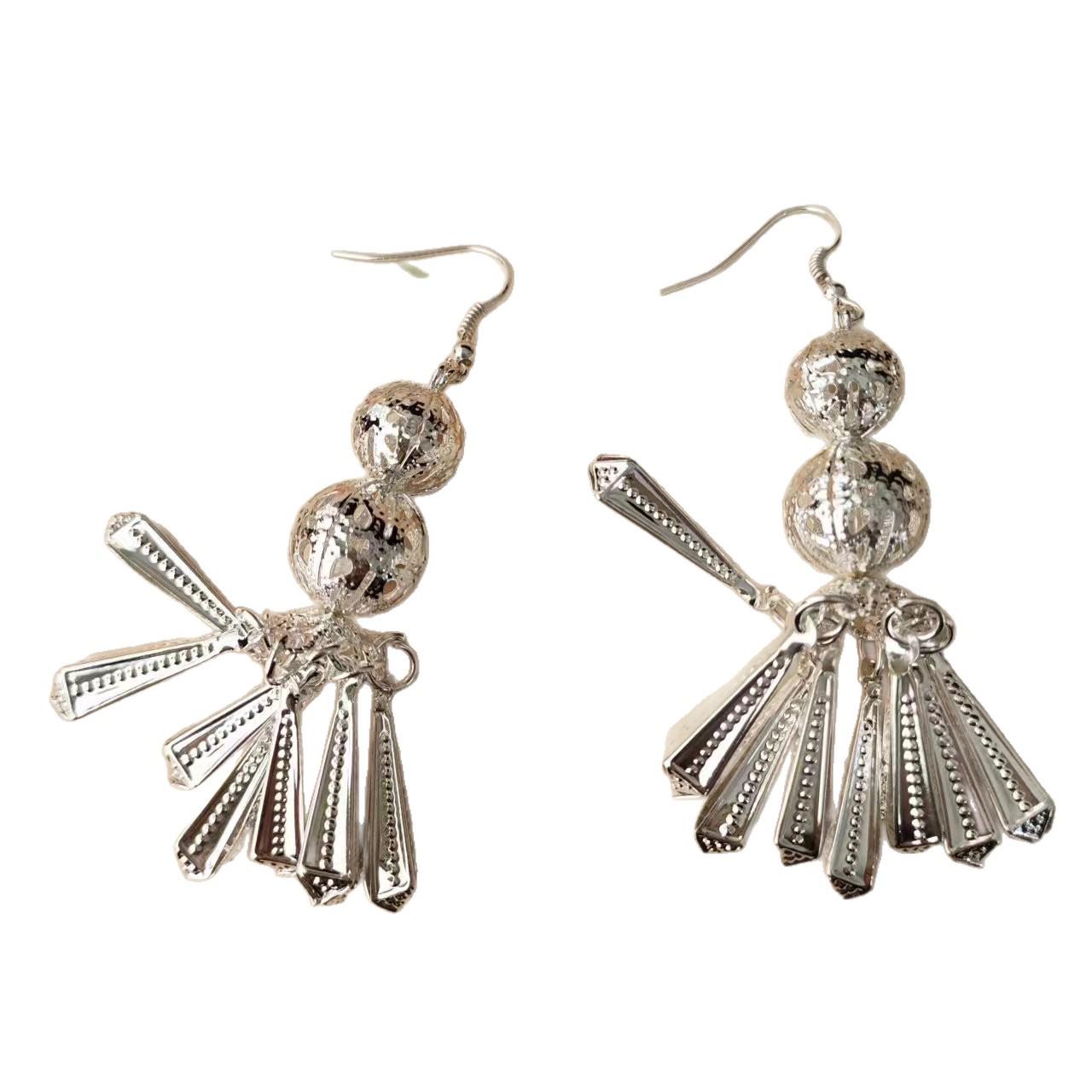 Этнический кулон с двумя шариками Хани Мяо И Дун Серьги-колокольчики Кунжут Посеребренные