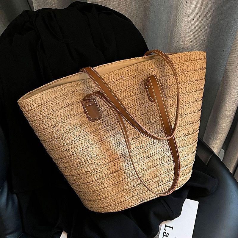 Straw Bag Women's Large-capacity New Vacation Beach Bag Woven Bucket Bag Vegetable Basket Commuter Tote Bag Tide