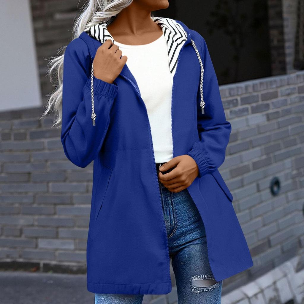 Women's Fashionable Color Blocked Long Sleeved Hooded Outdoor Thin Waterproof Running Sports Jacket, Submachine Jacket