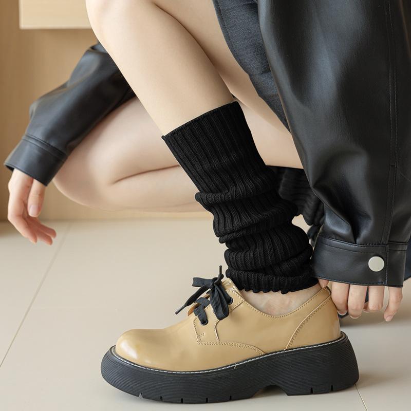 Female Autumn and Winter Keep Warm All Build Thin Tall Bullet In The Tube Pile Pile Socks