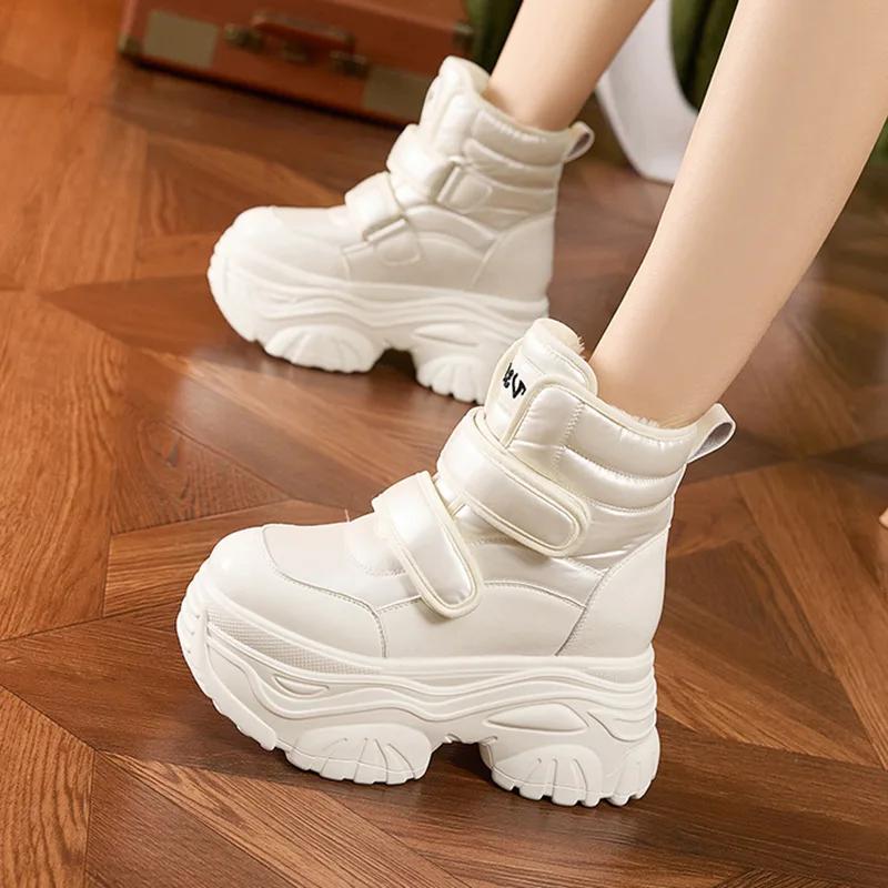 Fashion Women's Snow Boots New Winter All-match Cotton Shoes Plus Fleece Thickened Warm Small Man Inside Height-increasing Ankle Boots