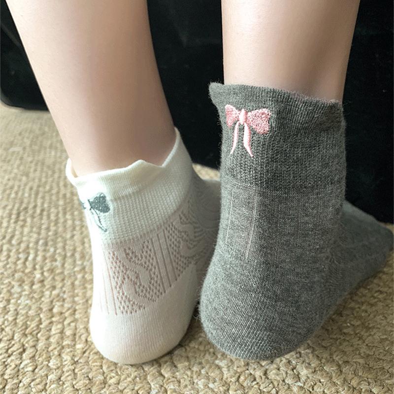 Women Short Socks Cute Embroidery Bowknot Casual Ankle Socks Spring Summer Breathable Female Tube Socks