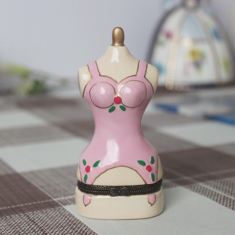 European and American Style Ceramic Handicraft Jewelry Box, Creative Home Furnishings Hand-painted Ceramic Storage Box