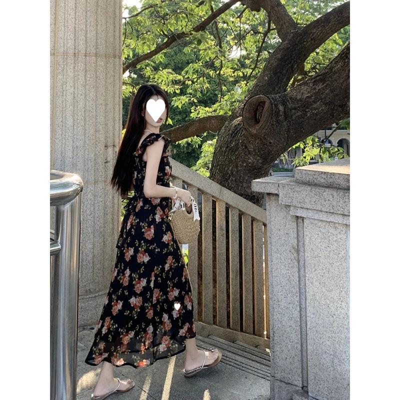 Retro floral dress women's summer new flying sleeves design feeling waist and thin A-shaped long dress