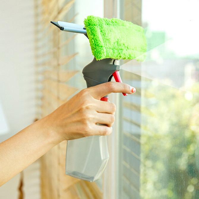 Cross-Border 3-in-1 Glass & Window Cleaner: Multi-Functional Spray & Scraper for Home & Car