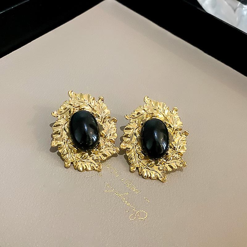 Vintage French Pearl Earrings - Silver Needle Retro Luxury Accessories