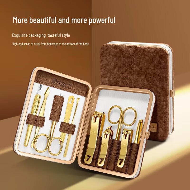 THREE SEVEN 10-Piece Nail Care Kit