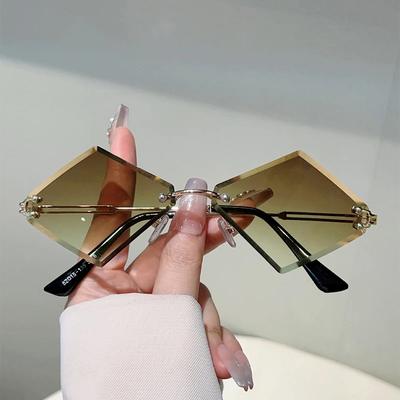 Occhiali e accessori – Occhiali da sole