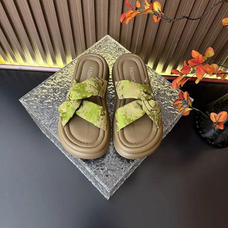 Cool slippers female summer wear 2025 new fairy style skirt comfortable thick-bottomed beach fashion satin one-word drag