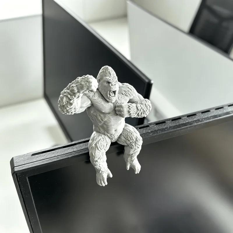 3D‑Printed Creative Roaring Gorilla Monitor Ornament, Cool Ape Desktop Decor for Computer Monitor Stand & Office Decoration