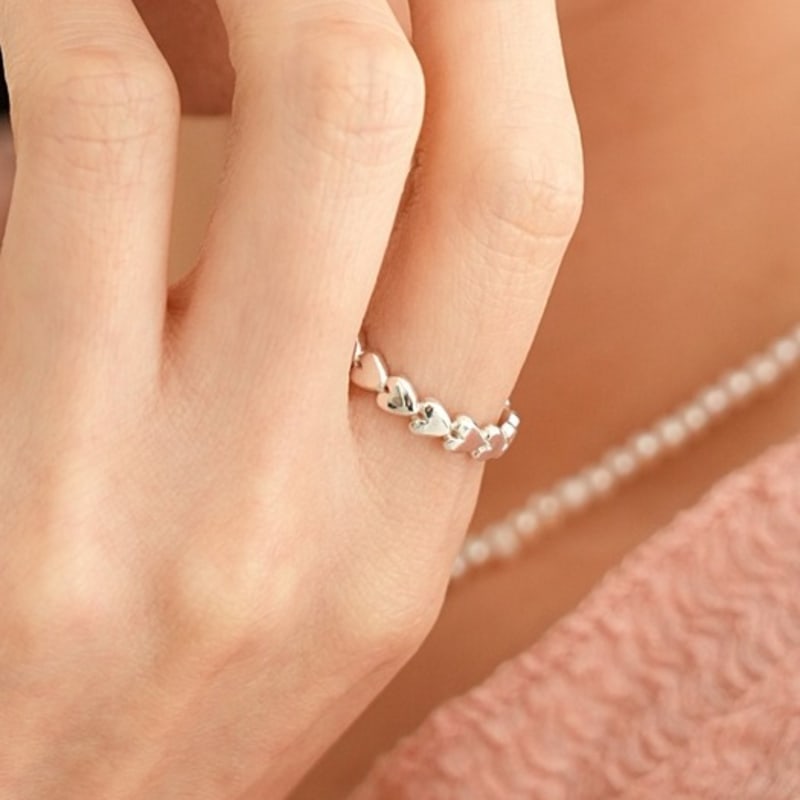 BELLOOGGI Heart Band Ring