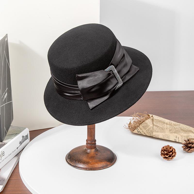 Rongmei Autumn and Winter New Flat-top Wool Woolen Felt Hat French Retro Hat Travel Shopping Show Face Little England