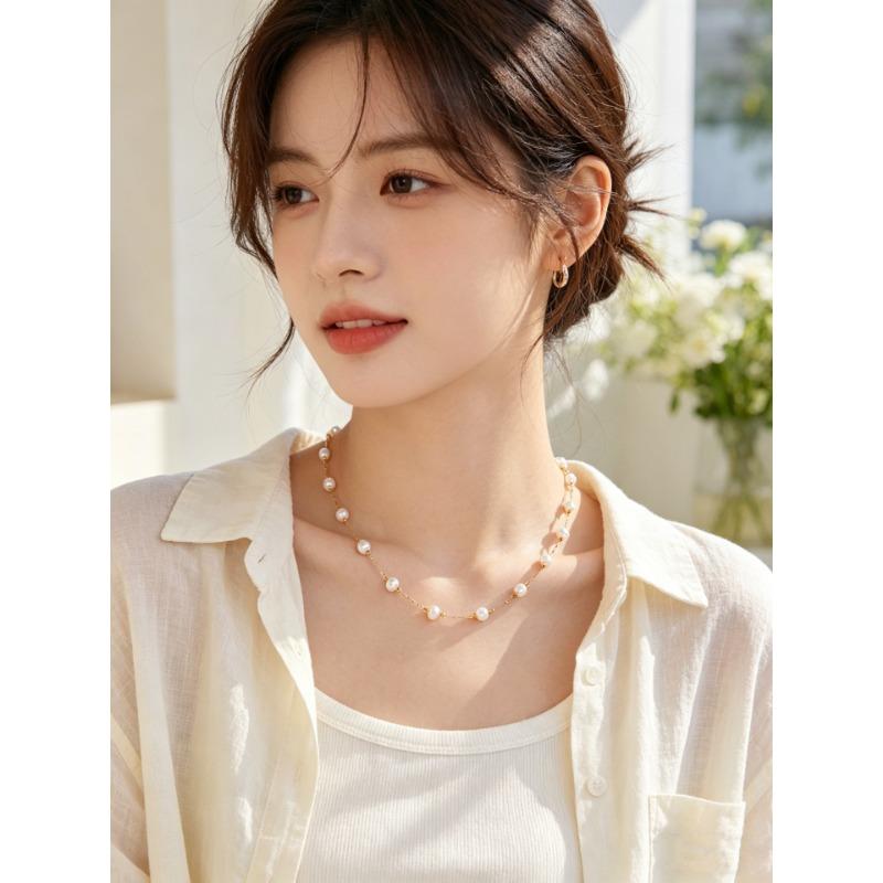 Women Light Luxury Minority Design Crystal Pearl Beaded Clavicle Necklace
