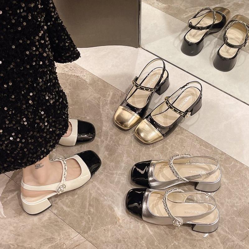 Fashion Hot Selling All-Match 2025 Sandals Female Shoe Block Heels New Closed Chunky Spring Retro Scandals Janes Closed Toe Sandals