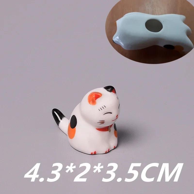 

1PC Lucky Cat Ceramic Chopsticks Rest Holder Chopstick Rack Kitchen Tableware Decor Hotel Restaurant Sushi Home Decor Gift