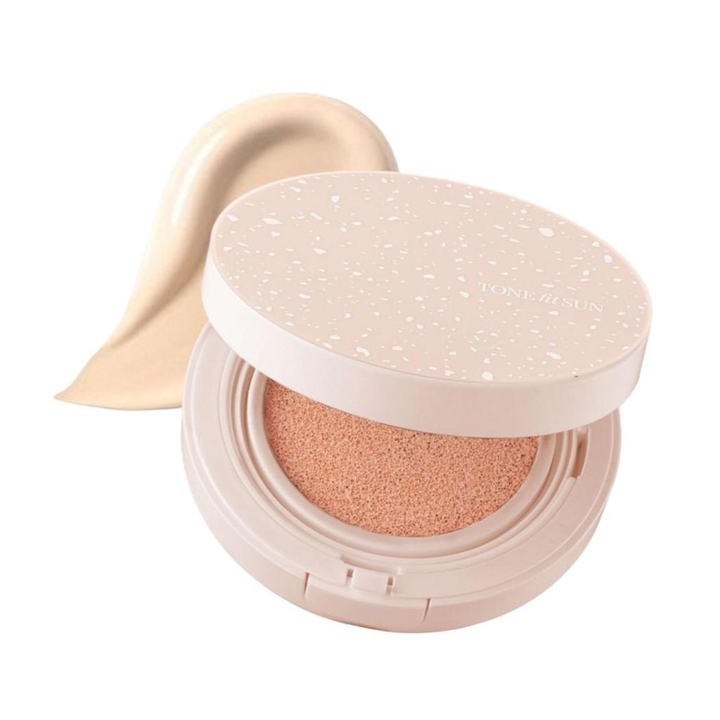 TONE fit SUN Wegański rozświetlający krem przeciwsłoneczny w poduszce SPF 50+ PA++++ 12g