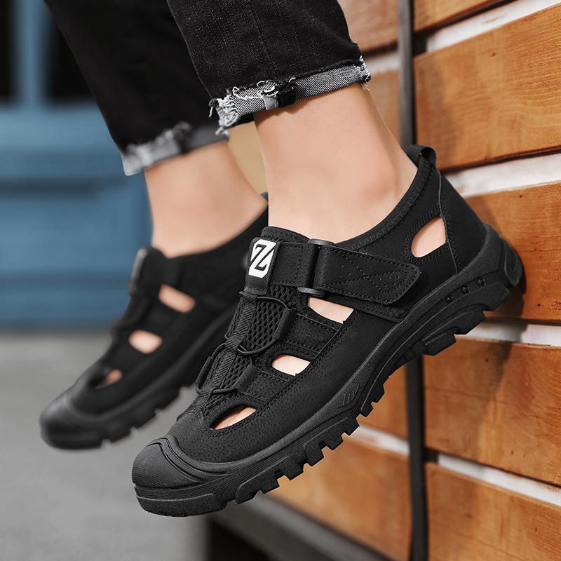 

Summer Breathable Trendy Beach Shoes Wear Non-slip Toe-packing Sandals Hollow Men s Shoes Versatile Casual Sandals 39