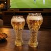 3D Relief Fußball Tasse Fußball Pokal Glas, 400/600ml Fassungsvermögen Bierkrug, Robuster Schaumverriegelungsbecher in Pokalform für Hausbar, Geschenk Sportfans Fan