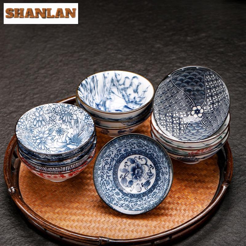 Čínský modrý a bílý porcelánový čajový šálek, butiky, čajová miska, ručně vyráběná čajová souprava, příslušenství, přenosný hlavní šálek, čajový stolek