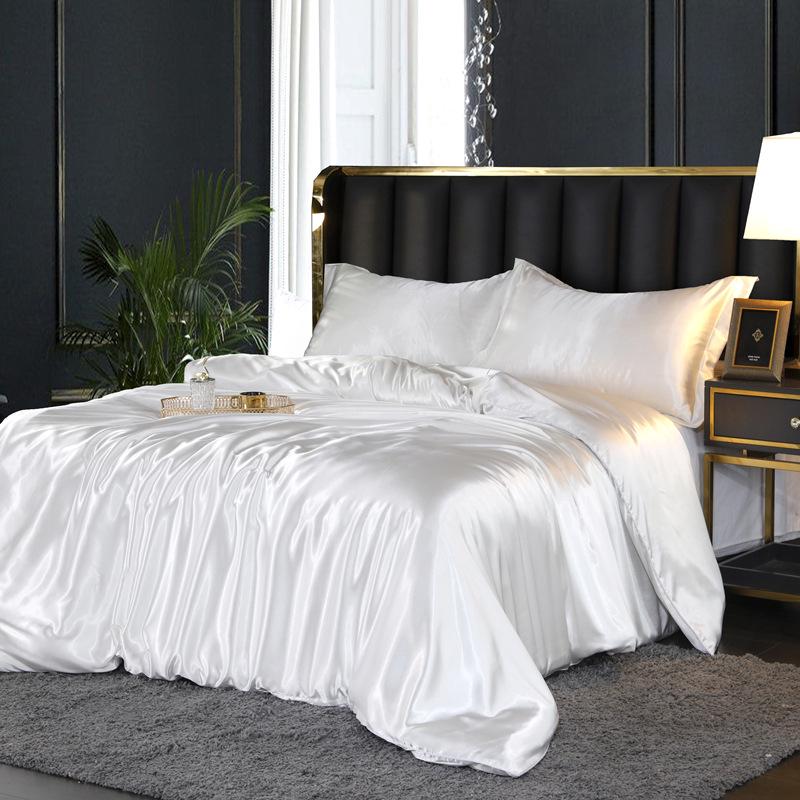 Summer Nude Four-Piece Solid Color Mulberry Silk Bedding Set with Ice Silk Bed Sheet