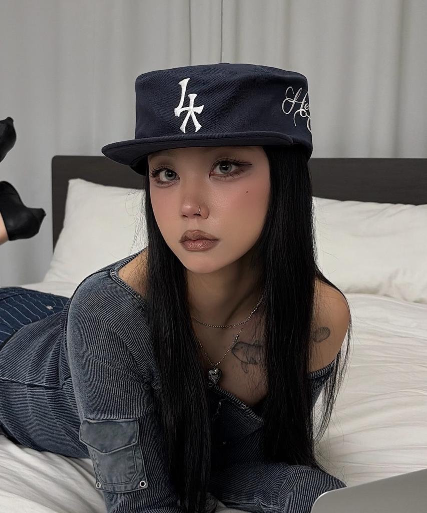 Sseo Symbol Pillbox Cap - Navy