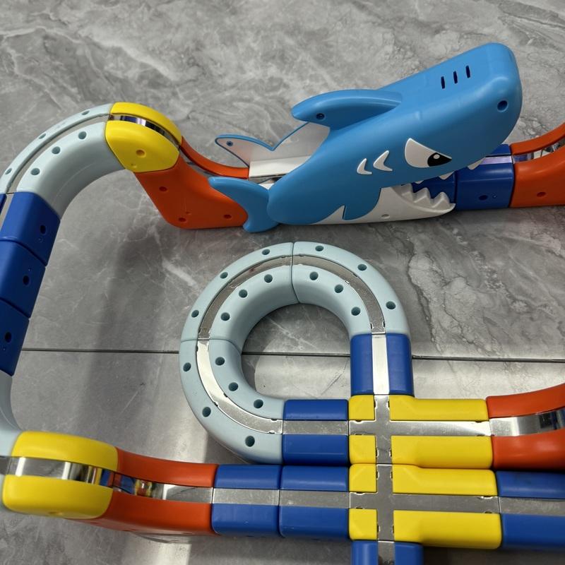 New Diy Magnetic Car Stem Racing Car Ocean Railtrack Set Montessori Motorized Train & Gravity Maze Toy Educational Gift For Kids