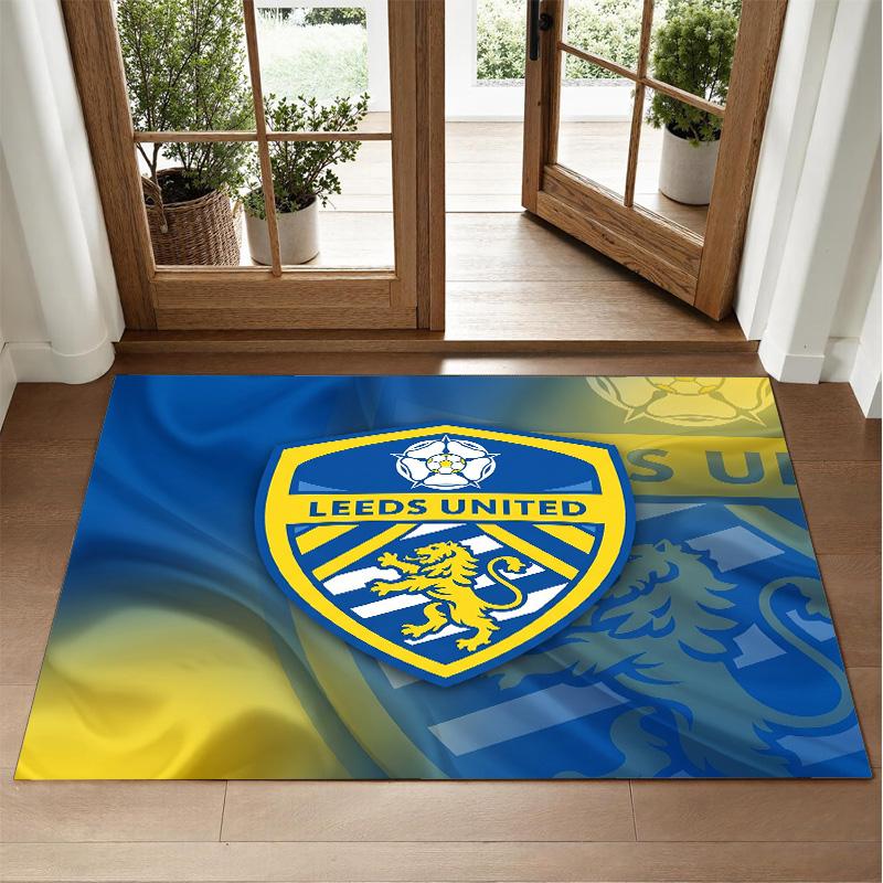 Leeds United Design Crystal Velvet Rug Soft Decorative Mat for Bedroom Entrance
